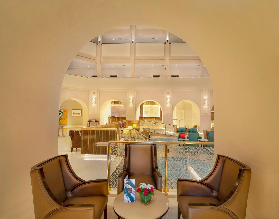 Radisson Blu & Resort, 4* Al Ain