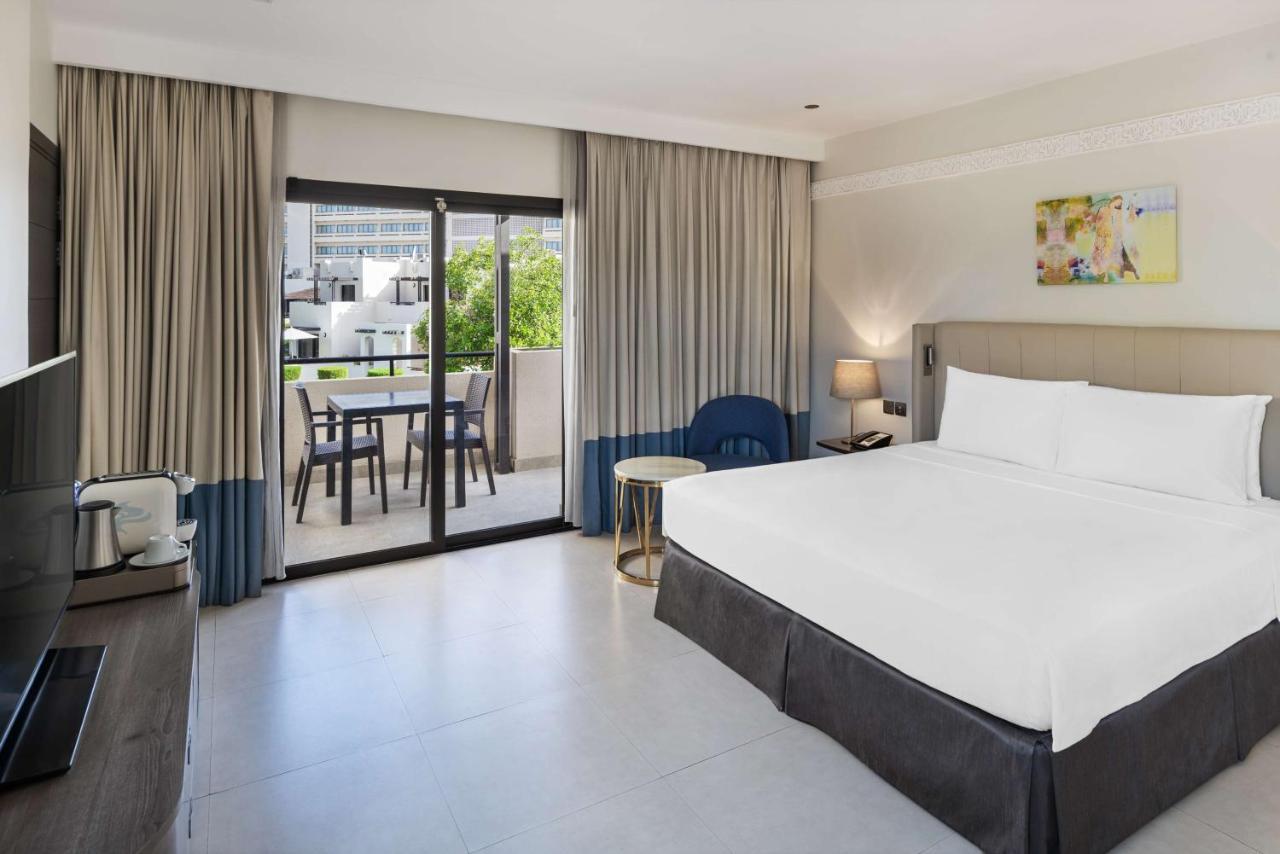 Radisson Blu & Resort, 4*