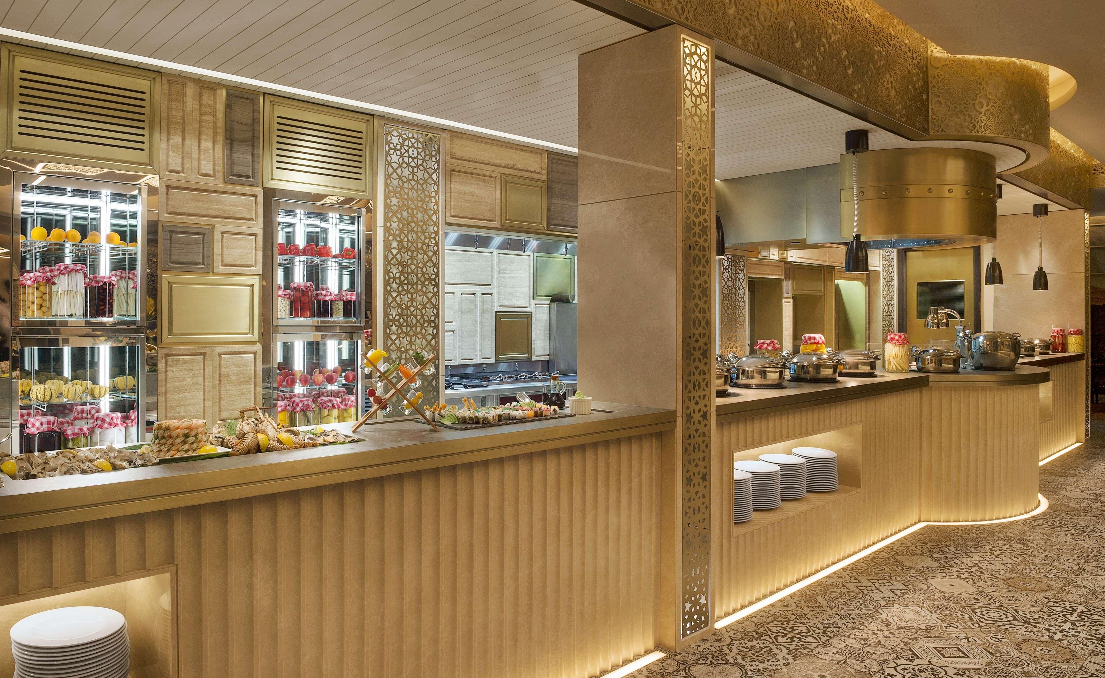 Radisson Blu & Resort,